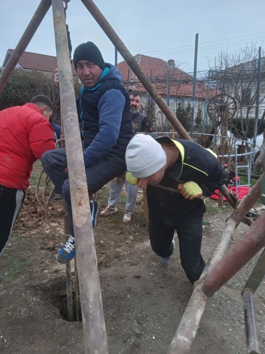 Foraje puturi manual