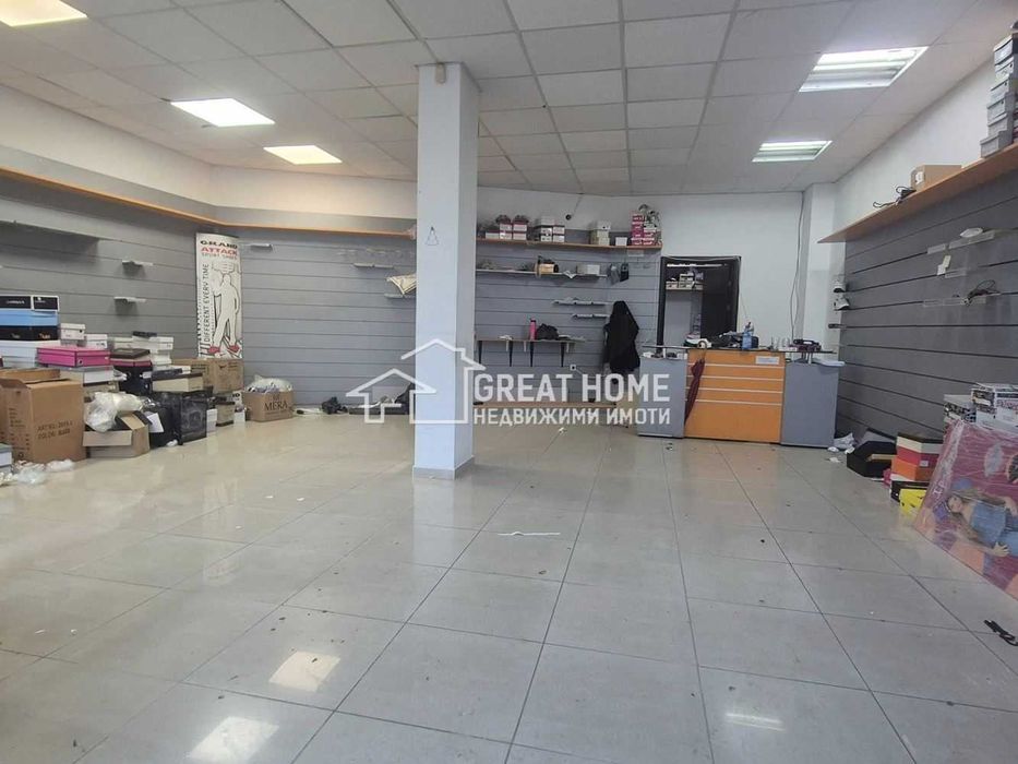 Дава се под наем Магазин в Търговище, Вароша - 72 кв.м за 549.27 € - Снимка #1