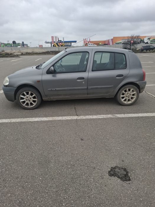 Renault Clio 2001