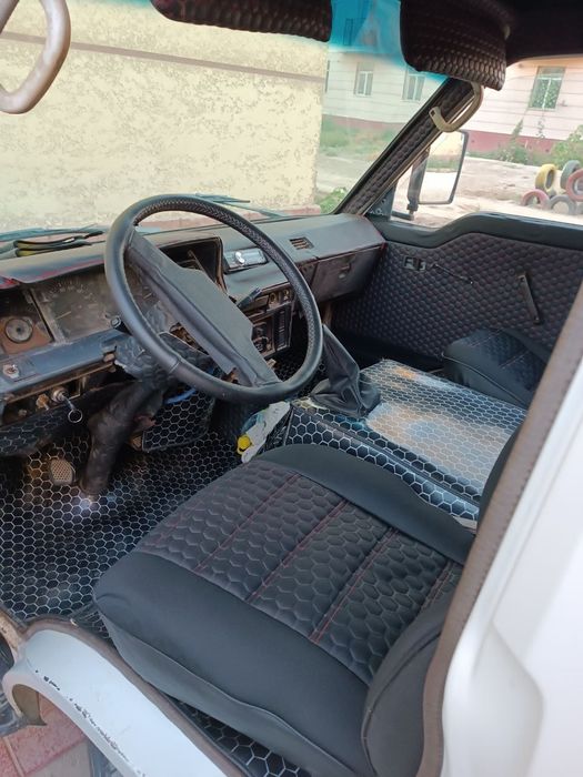 Тойота hiace груз