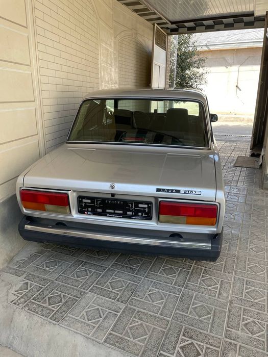 Jiguli sotiladi 2107