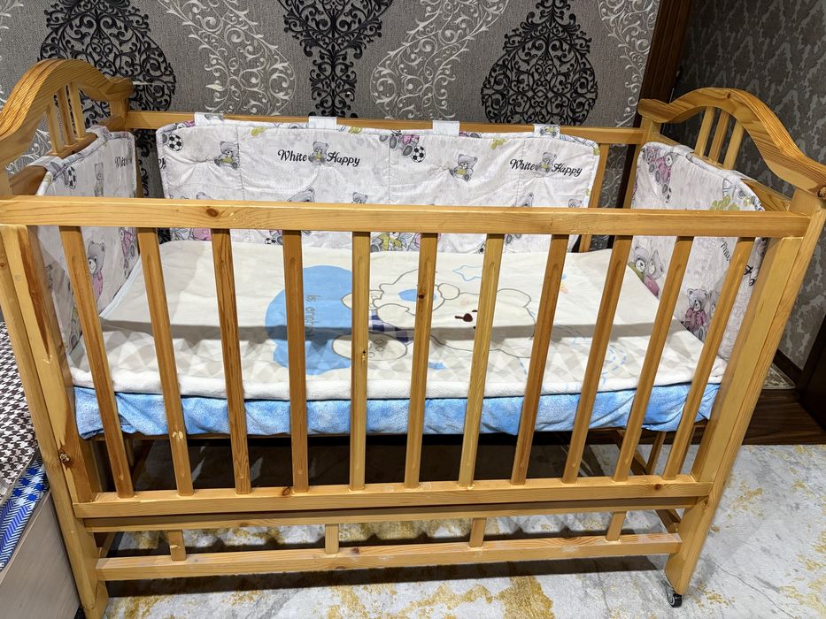 Продается детская кроватка