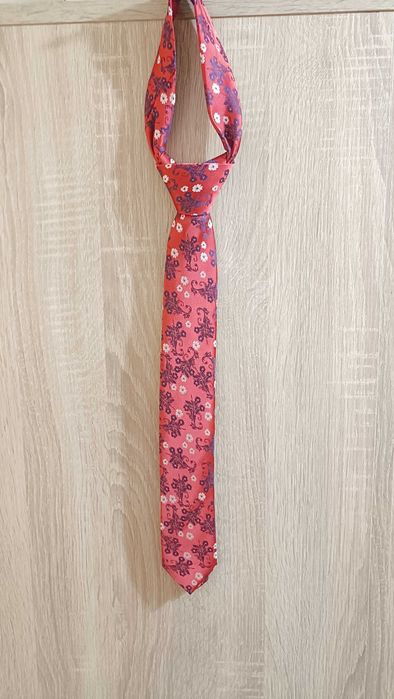 Set Cravata,Batista si Brosa tip floare