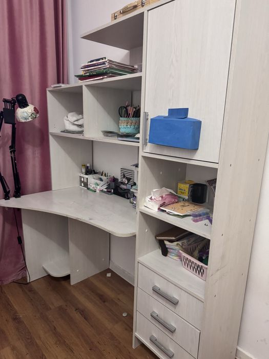 Продам стол в хорошем состоянии