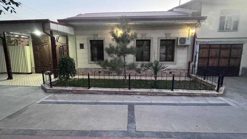 Центр Саракулька первая линия 4.5 сот, фасад 15,  комнат 6 Евро