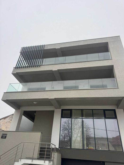 balustrade de sticla pentru balcoane si scari