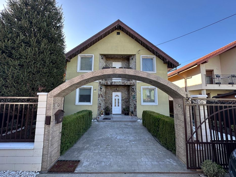 Proprietar Vând Casă Parter+Mansardă+Pod