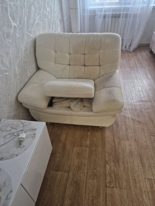 Мягкое кресло бу
