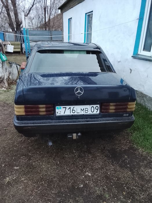 Мерседес 190 объем 2