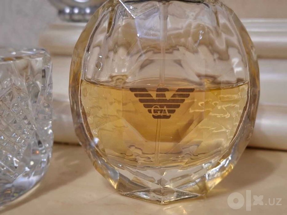Франц."Armani"Cartier"C n R"
