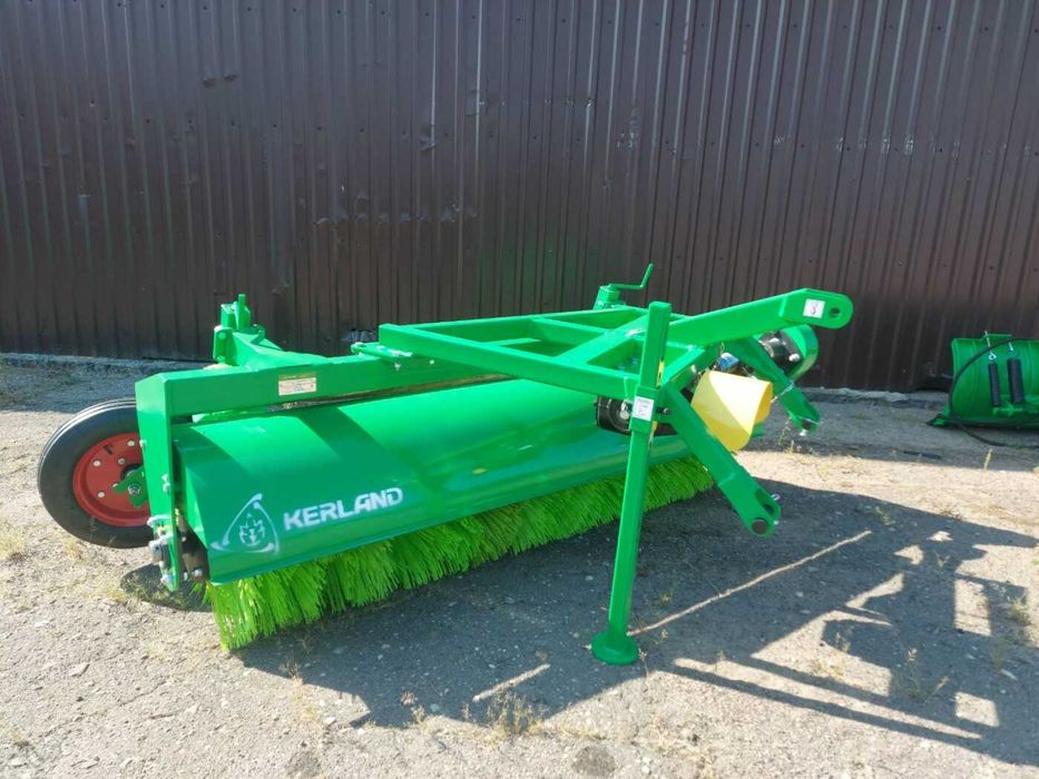 Щётка коммунальная под МТЗ 80/82