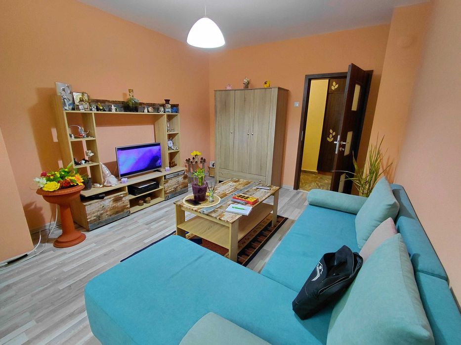 Продава се Двустаен апартамент в Габрово, Център - 60 кв.м за 1632 €/кв.м - Снимка #1