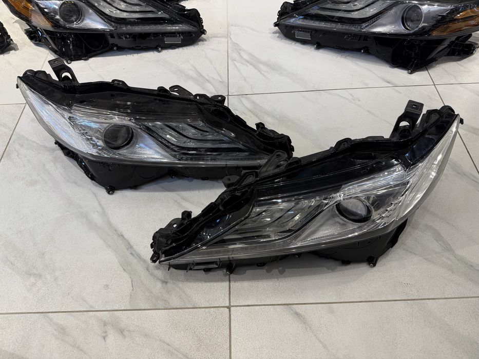 Фары камри 70 оригинал