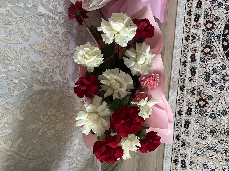 Цветы Актау срочно продаётся