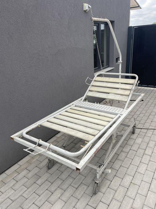 Pat medical cu telecomanda