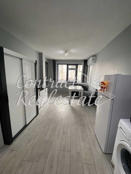 Дава се под наем Двустаен апартамент в Варна, Колхозен пазар - 65 кв.м за 382.5 € - Снимка #3