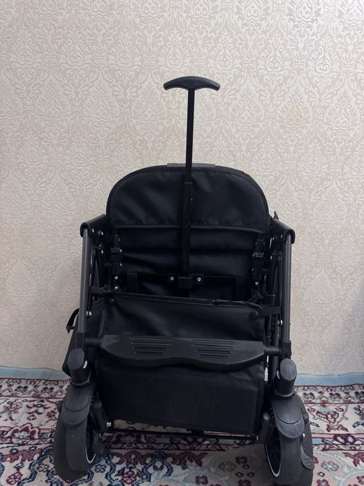 Продам коляску прогулочную
