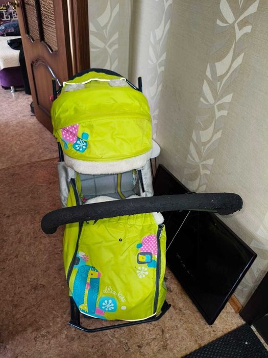 Продам зимние санки