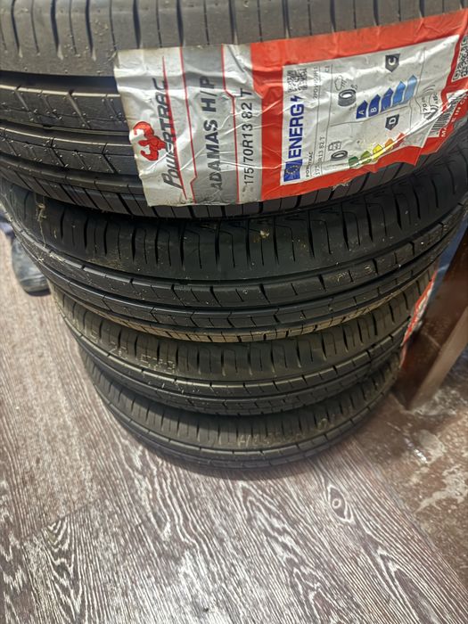 Летние новые резины 175/70 R13