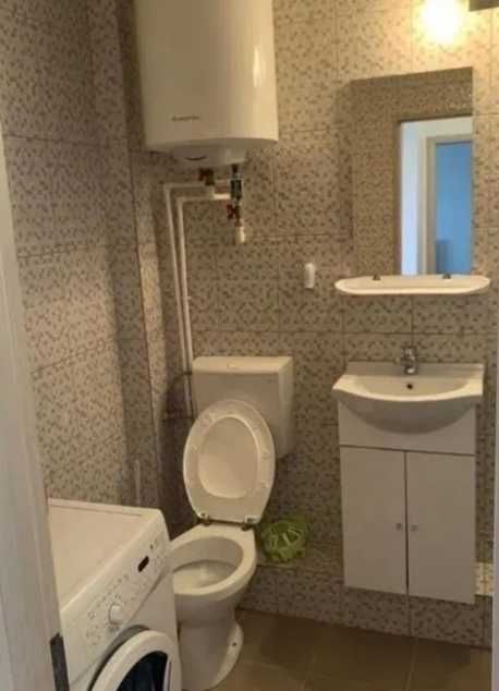 Дава се под наем Едностаен апартамент в Пловдив, Гагарин - 35 кв.м за 178.5 € - Снимка #3