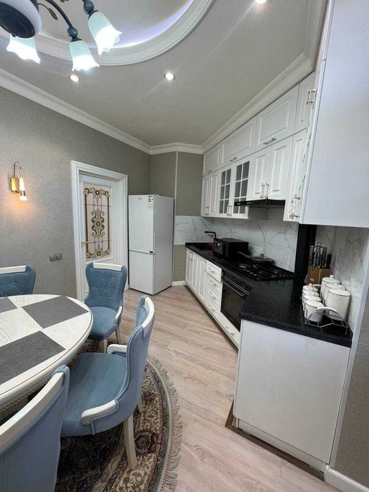 Аренда квартиры в | ЖК Parisien |  Срочно 2/5/8 71 м2