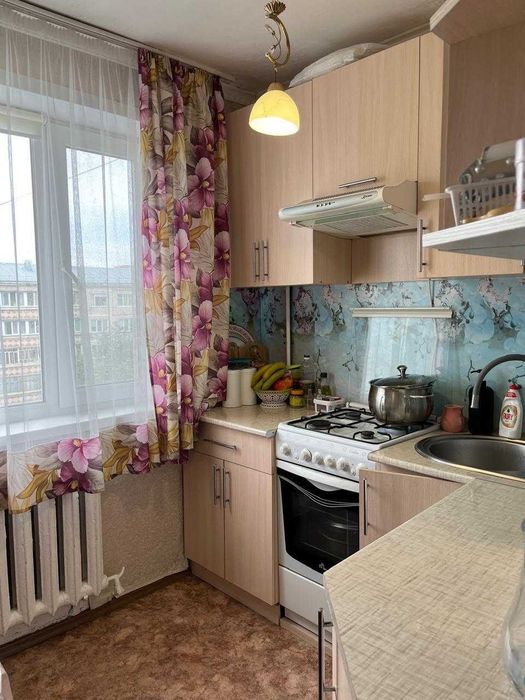 Продам 3 ком квартиру в 20 мкр