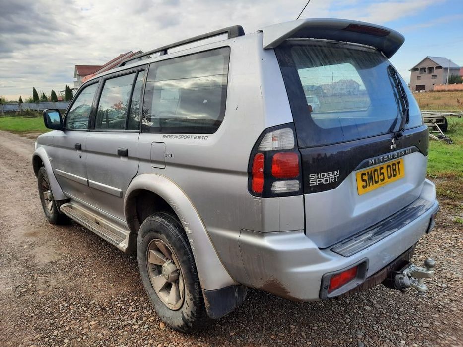 fuzeta broasca usa planetara stanga dreapta fata spate rampa injectoare macara geam pompa injecție Mitsubishi Pajero Shogun Sport motor 2.5td 115cp 4d56-t dezmembrez dezmembrari