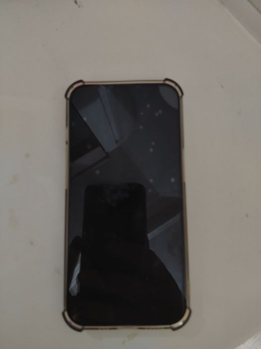 Продам айфон 14 в х.с.