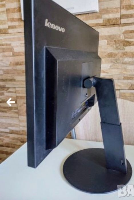 Продавам 22" монитор Lenovo ThinkVision

T2254A