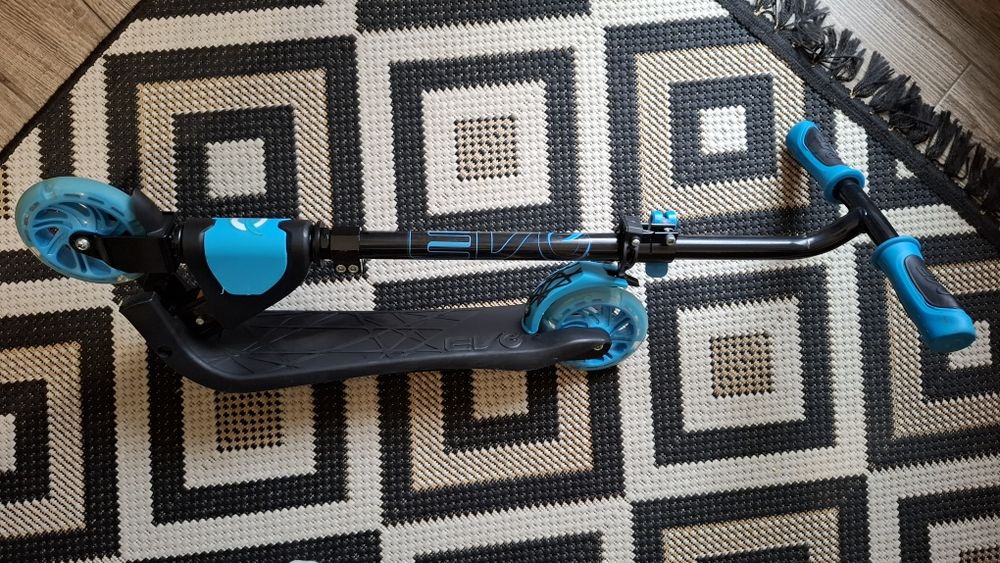 Trotineta cu 2 roti, lumini, pliabila, Evo, Light Speed, Albastru