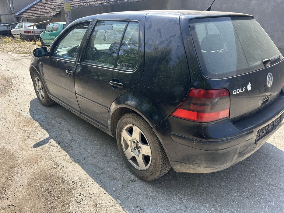 Голф 4 1,9тди 90кс на части/Vw Golf 4 1,9tdi 90ks na chasti