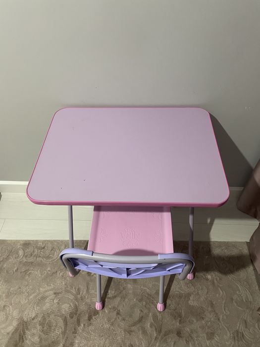 Продам детский столик со стульчиком