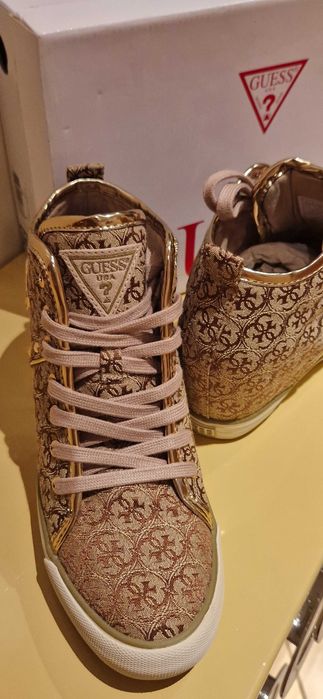 Guess Дамски Спортни Обувки със скрита платформа