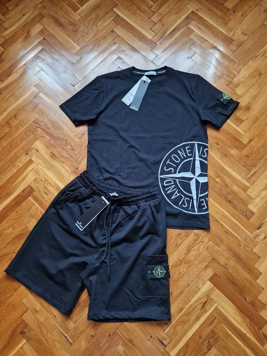 Страхотен мъжки екип къси панталони и тениска  размер S M