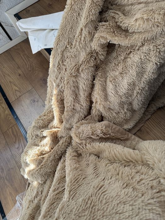 Продам плед новый