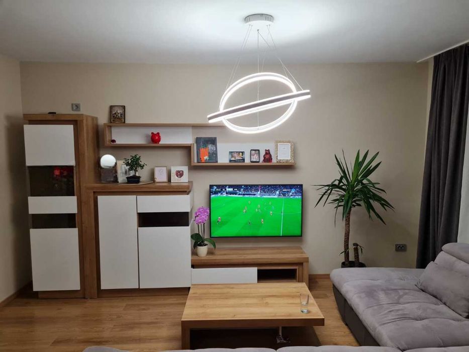 Дава се под наем Тристаен апартамент в София, Витоша - 103 кв.м за 920 € - Снимка #1