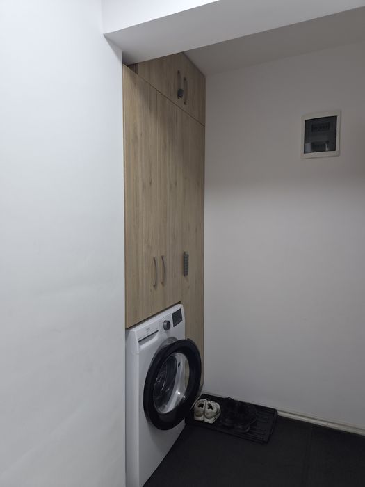 Inchiriez apartament