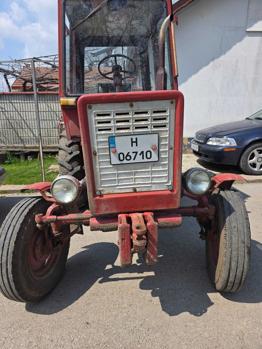 Продава се Владимировец т25 комплект с инвентар цена 4500