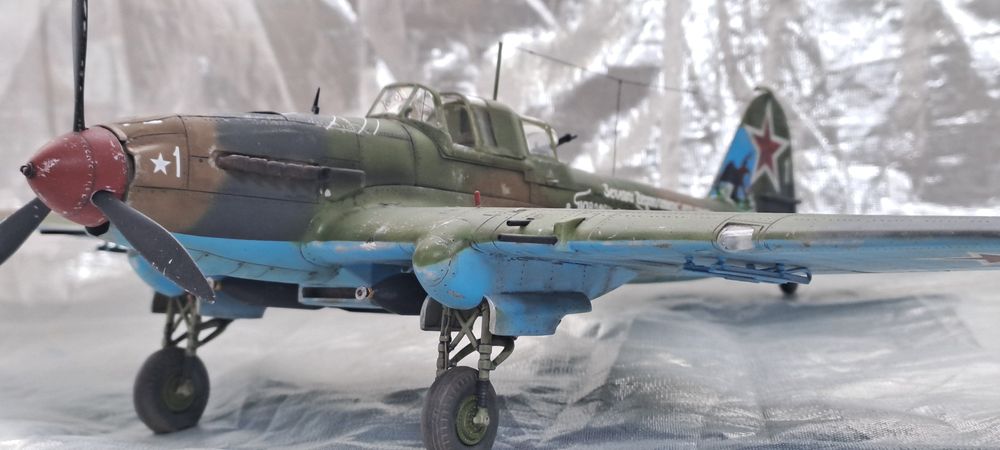 Сборная модель самолета Ил-2