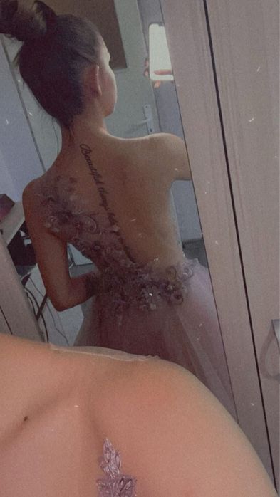 Абитуриентска рокля