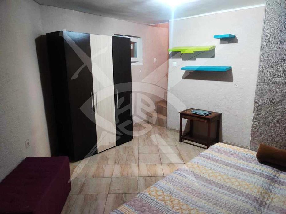 Дава се под наем Двустаен апартамент в Варна, Колхозен пазар - 35 кв.м за 323.85 € - Снимка #3