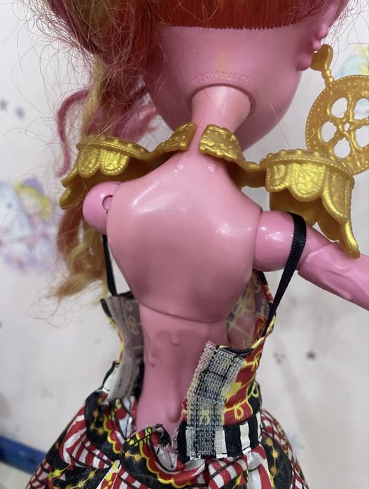 Монстряшка куколка