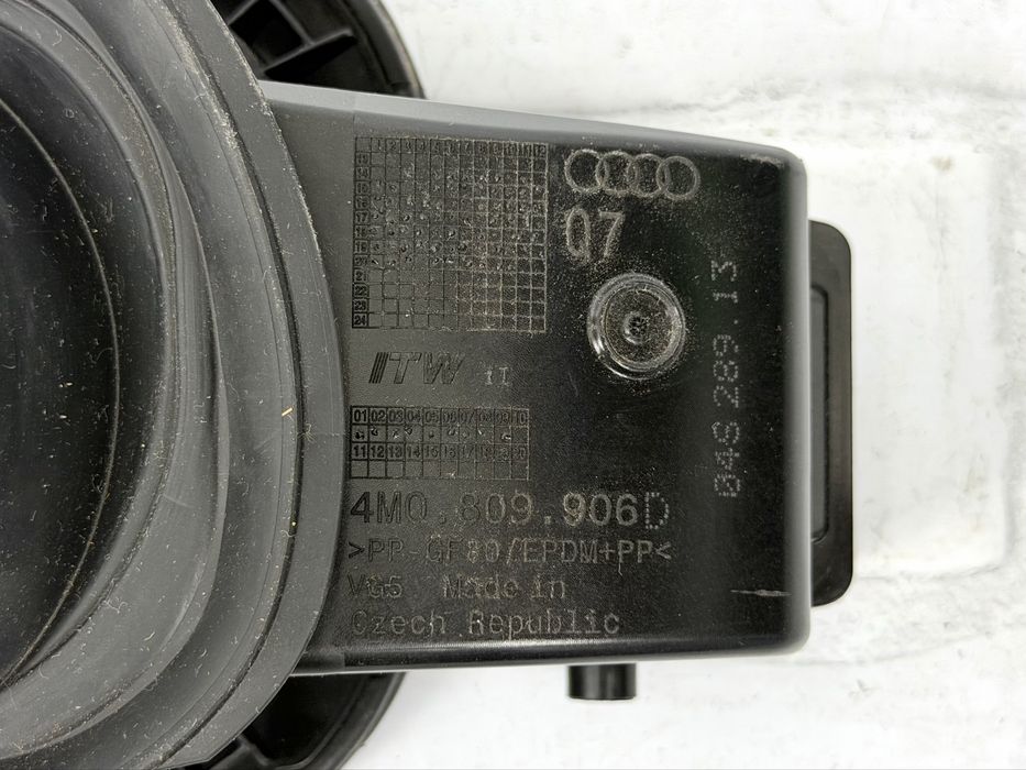 Капачка гориво AUDI Q7 4M 4M0809906D