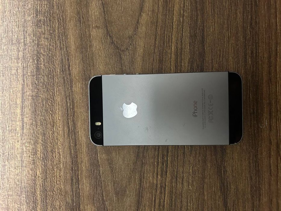 iPhone 5s торг есть