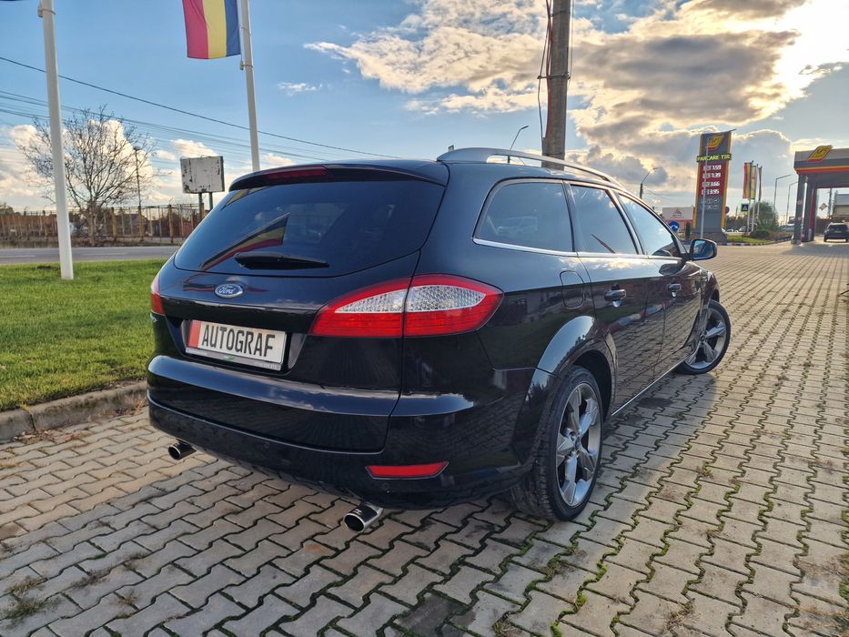 Ford Mondeo 2.0EcoBOOST 203CP-Titanium-Automatic-Xenon-Piele-Navigatie