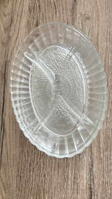 Продам менажница 4 шт