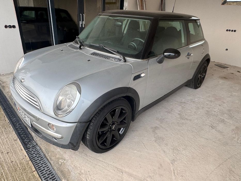 Vând mini cooper