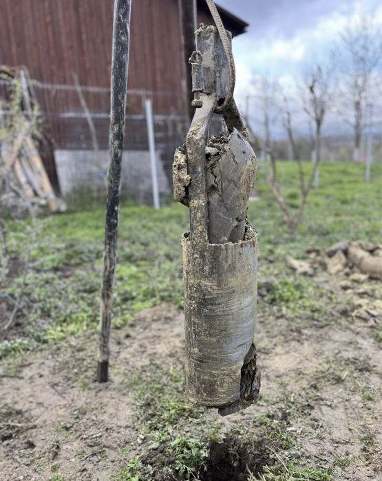 Foraje puțuri | Denisipări | Curățări | Prelungiri | Apa acasa Piloni