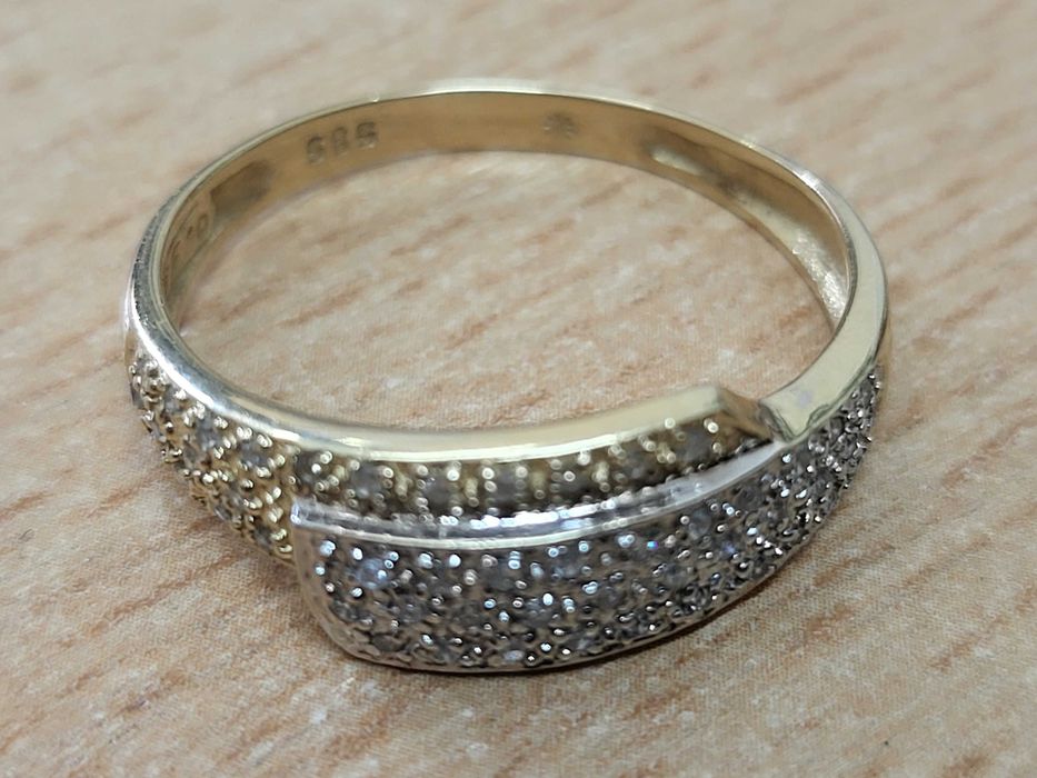 Inel superb aur alb/ galben 14k cu diamante naturale 0.25ct / 3.49gr