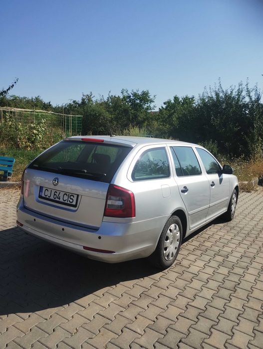 SKODA Octavia 2011 — imagine 3
